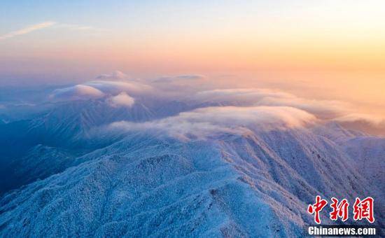 上漫|江西武宁太平山现壮丽云海雾凇景观