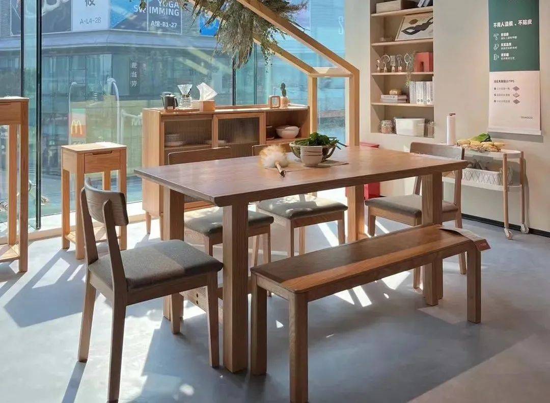 产品夫妻档白手创业卖家具，淘系小店三年冲百亿