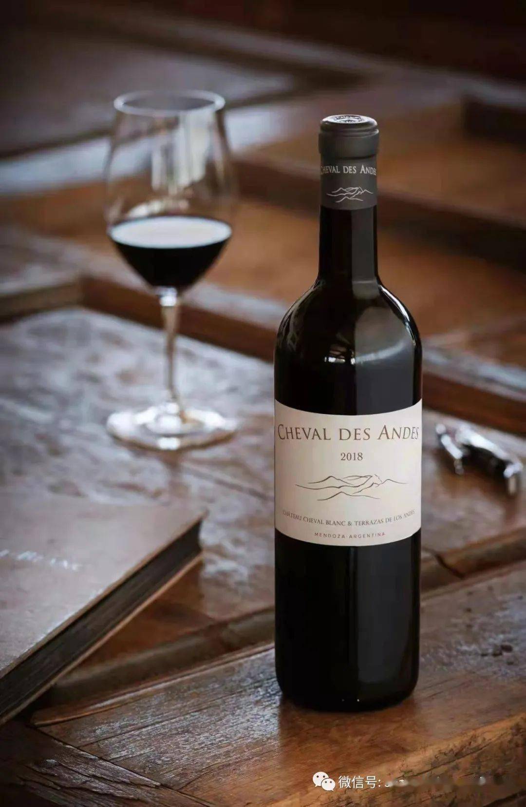 安第斯白马酒庄chevaldesandes从法国飞来的一匹白马