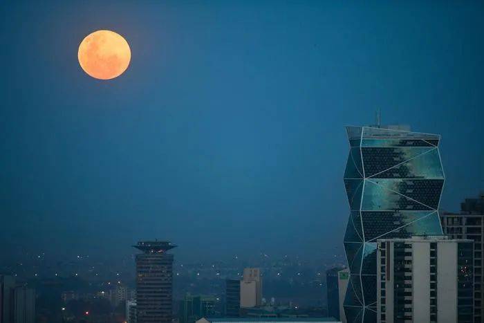 初一|元宵节“十五的月亮十七圆” 最佳赏月时刻→