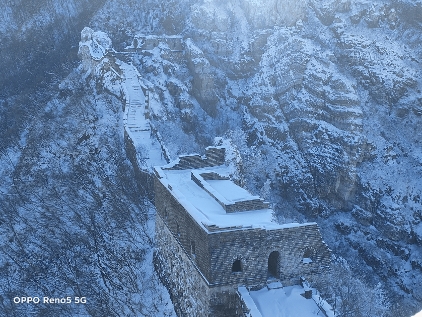 西栅子村|千里冰封，万里“雪龙”！雪后箭扣长城美景来了