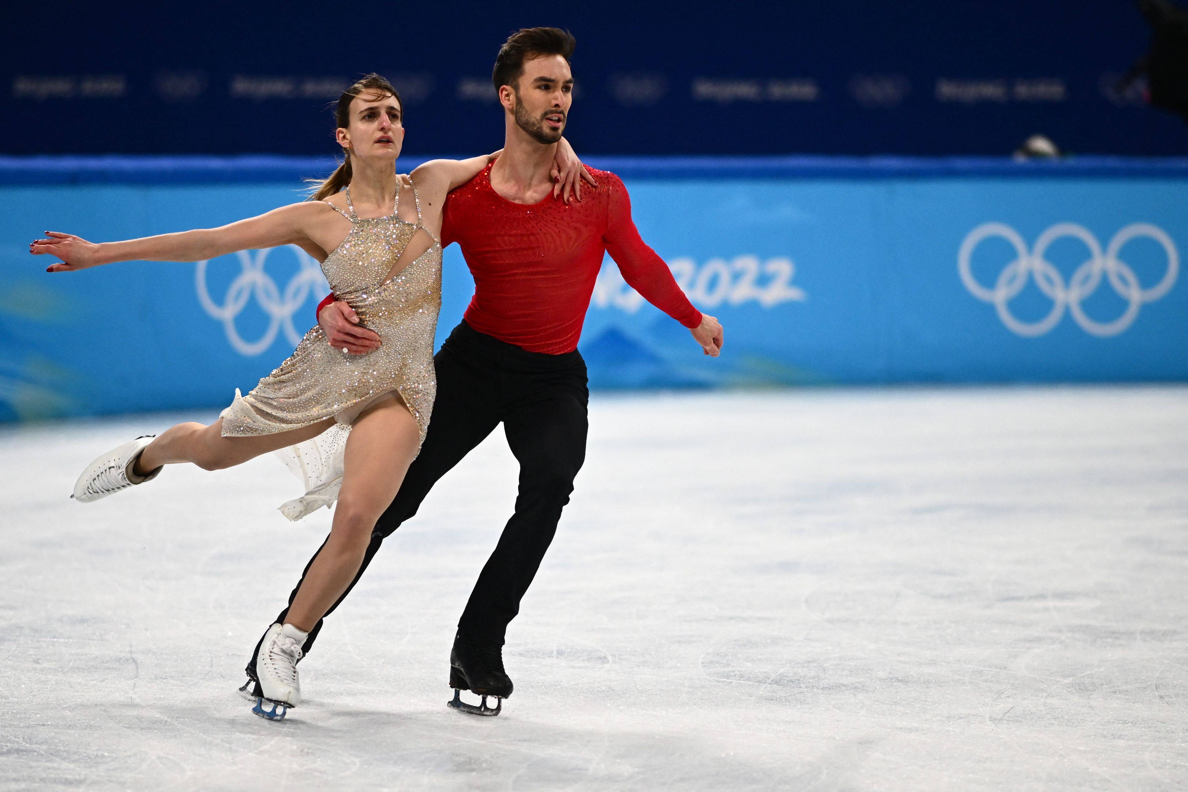 中国|法国组合获得花样滑冰冰上舞蹈金牌