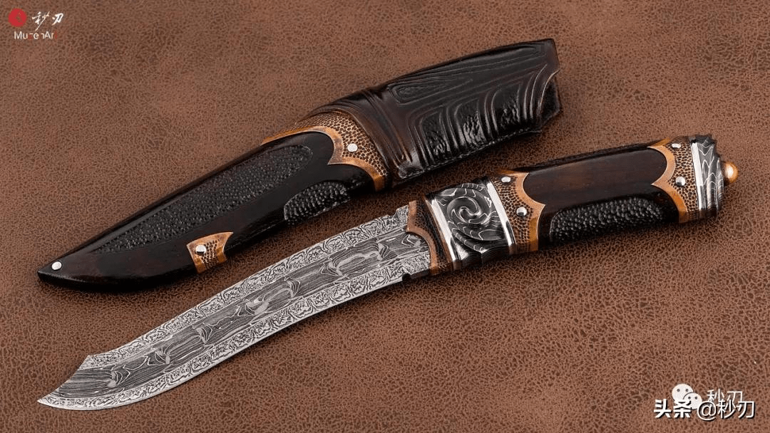 "涡旋星云"猎刀全长26.7厘米左右,刃长15.5厘米,裸刀247克.