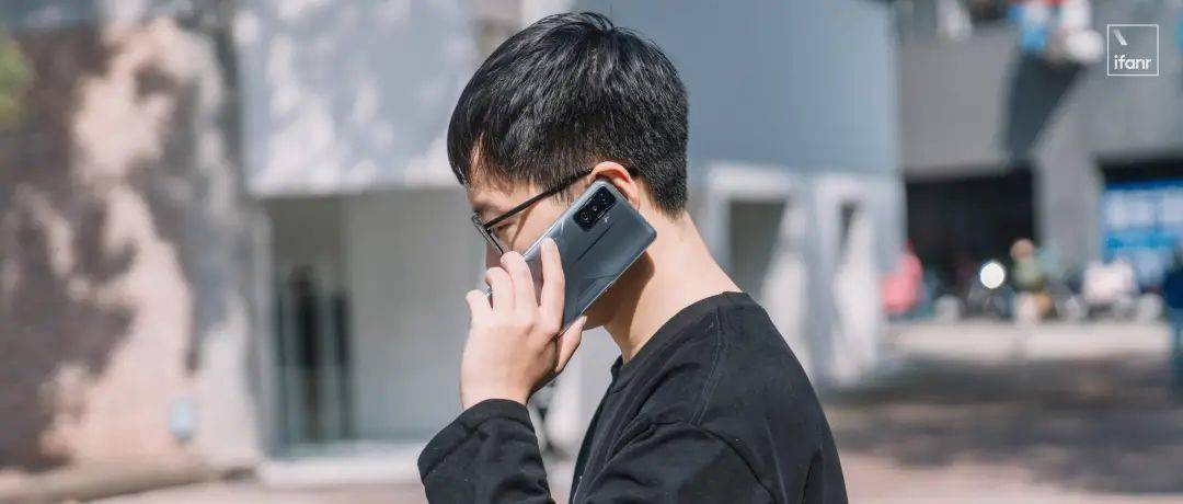 王者|Redmi K50 电竞版首发体验:3299 元起售,能否焊上游戏手机的大门?