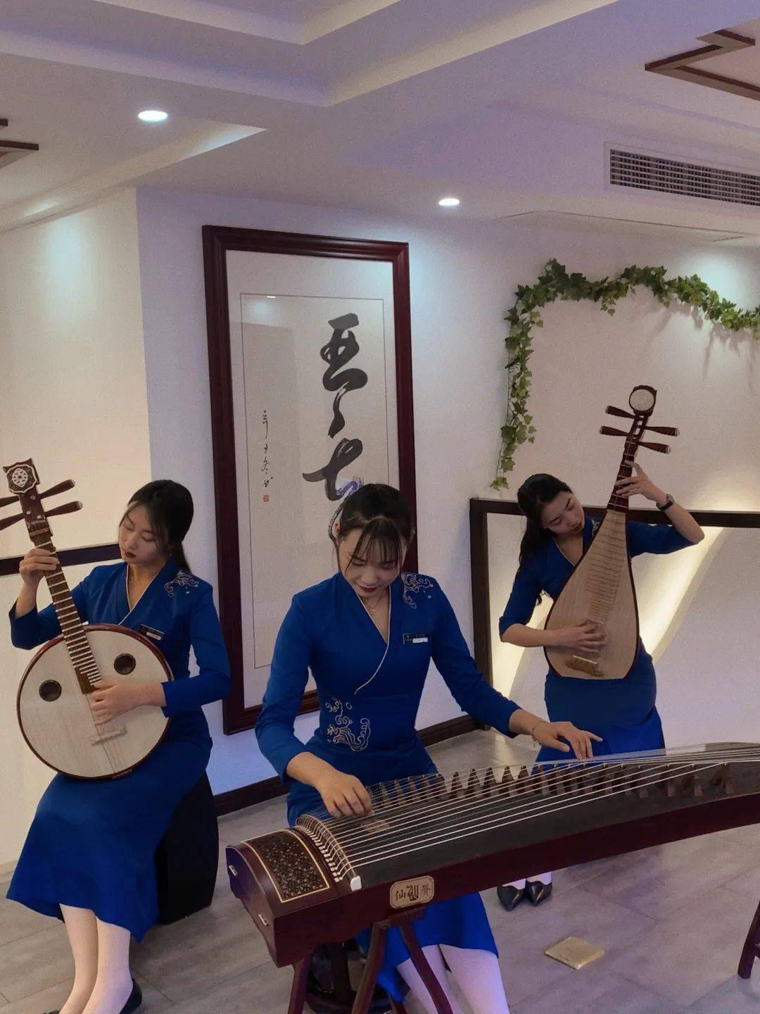 【在线招聘】华祥苑全城寻找最美茶艺师!_鄂州_茶文化_优才