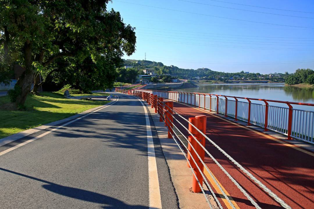 推进全域创建四川泸州争创四好农村路省级示范市