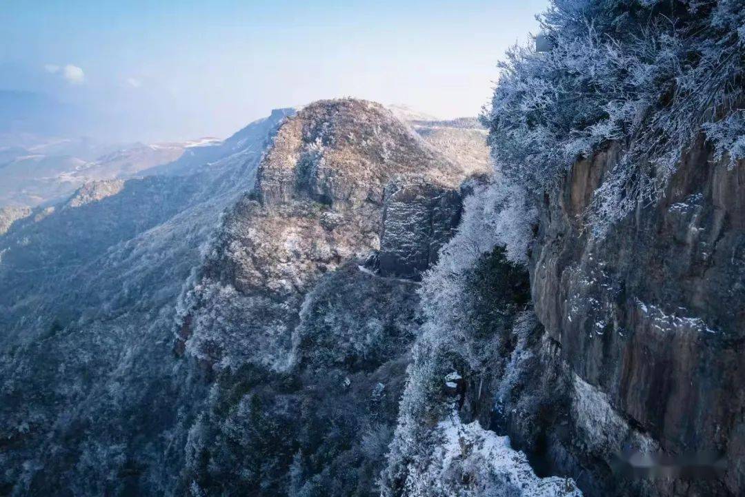 秀山川河盖雪景图片