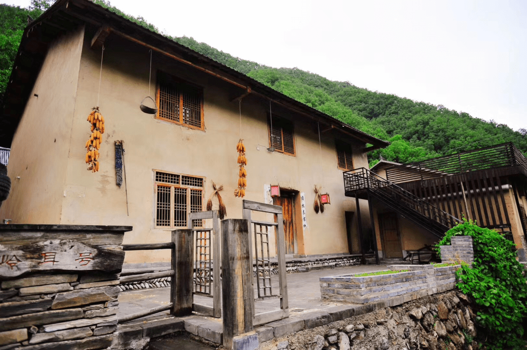 美呆藏在秦岭深处的特色民宿总有一款让你心动