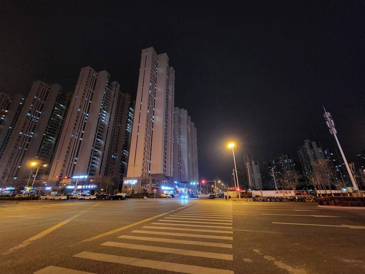 三星 Galaxy S22 / S22 + 体验：熟悉的感觉，小屏款是亮点