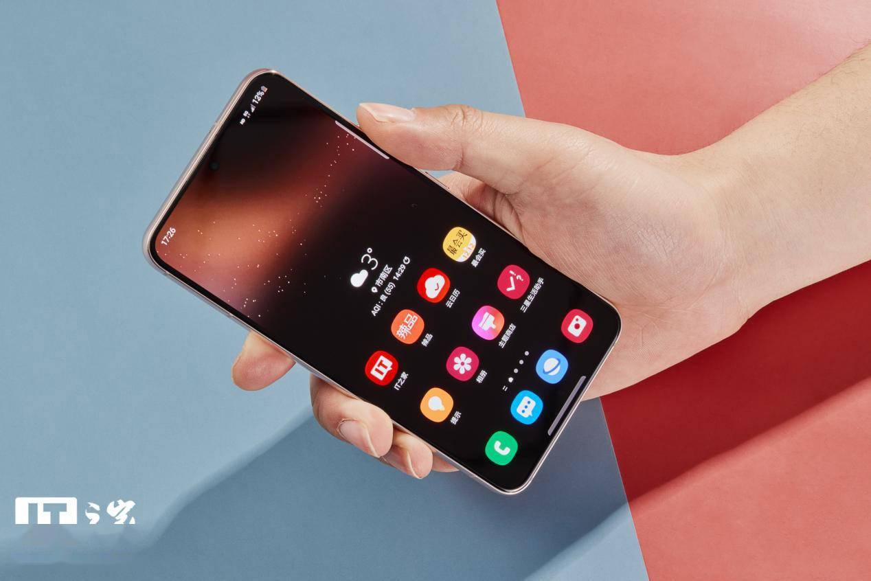 三星 Galaxy S22 / S22 + 体验：熟悉的感觉，小屏款是亮点