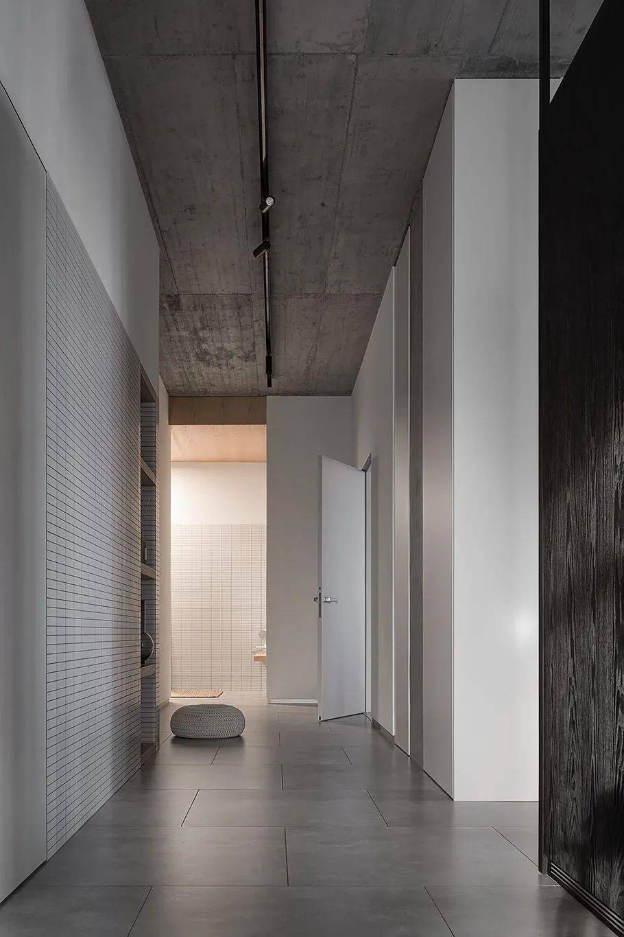 川谷堂166㎡工业风不吊顶不做隔断简装中的精品