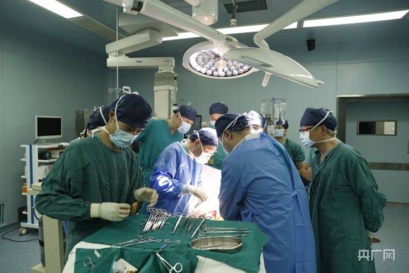 手术|安亭这家医院多学科保驾护航 为患者切除极高难度骶骨复发肿瘤重建手术