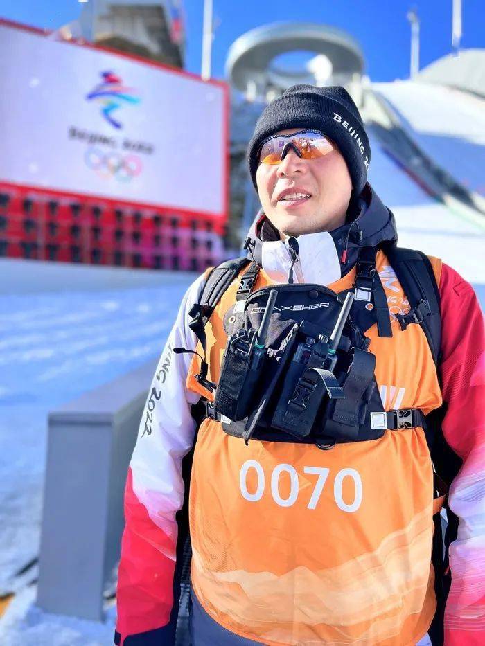 我和冬奥山东技术官员郭延蠡说再见时太不舍很自豪