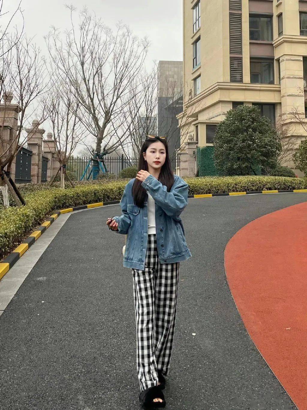 共和 开春穿什么?这100套穿搭必须看,可甜可飒美炸了!