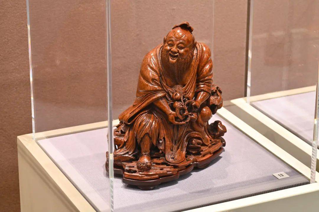 展览|“取材幽篁体”，上博藏竹刻艺术品首次赴欧展出