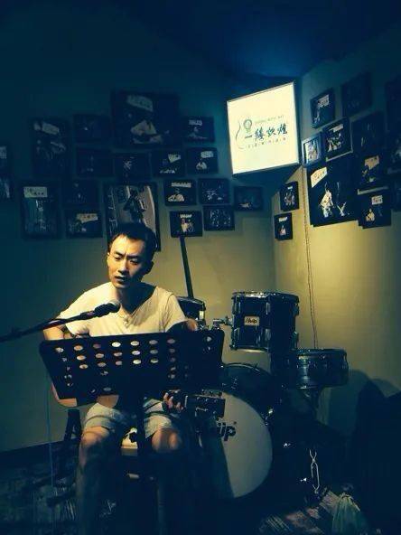 欧拉友推专访民谣歌手马乙走不出的仙林走不出的托乐嘉