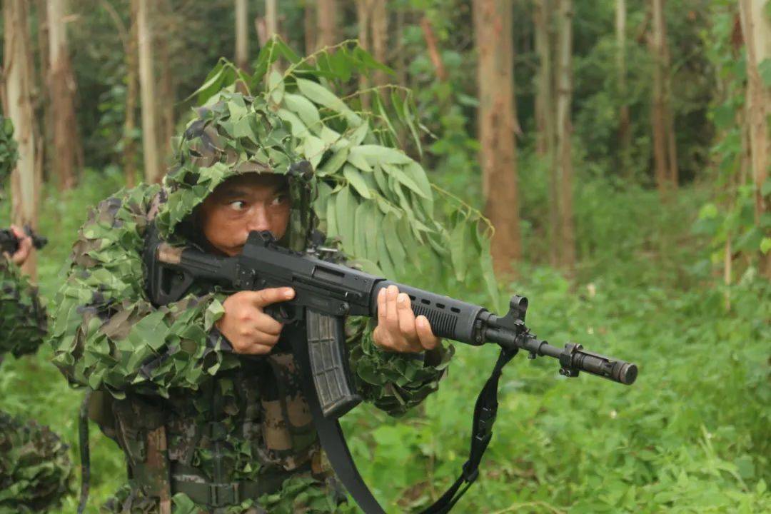 又是二等功祝贺他们