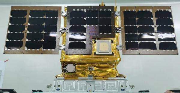 数据|“00后”已经开始自研卫星了