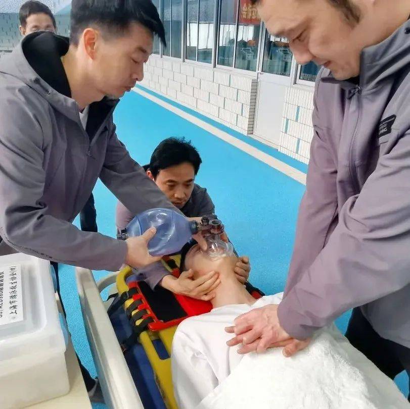 加强救生技能训练,保障游泳安全开放_运健_中心_健身