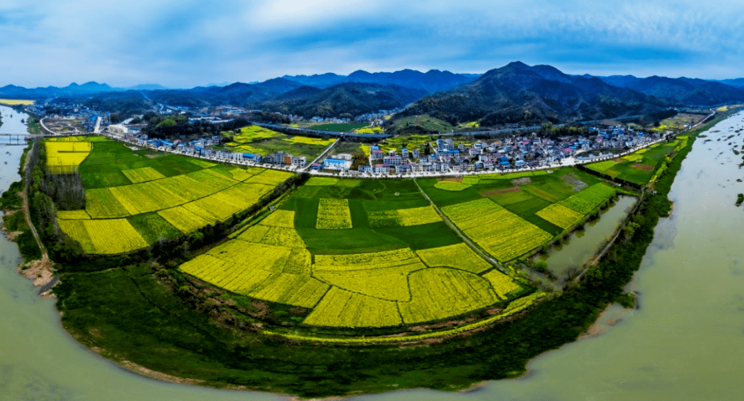 快看5日晚千架無人機展演點亮陽新蓮花湖夜空更有排市油菜花節等你來