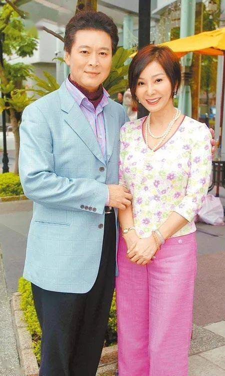 第四段,跟69刘尚谦分手后,陈美凤的交往对象是1984台版《神雕侠侣》