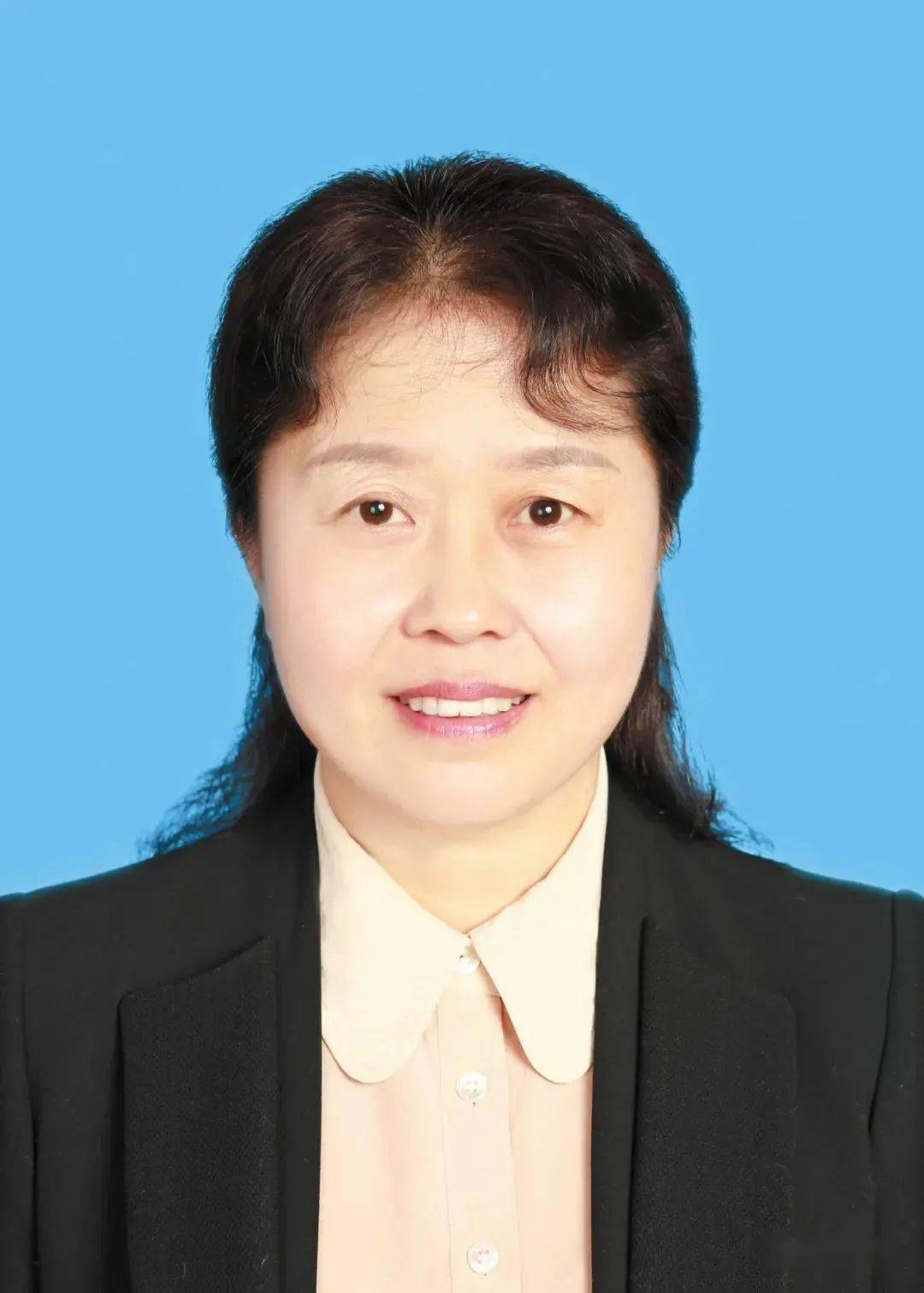 男,汉族,1968年5月生,大学,中共党员,现任忻州市政府党组成员,副市长