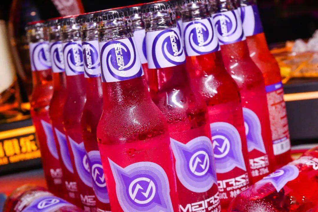 而且『玛斯潮饮』贴心地具有解酒功效,第二天晨起无宿醉感,健康又绿色