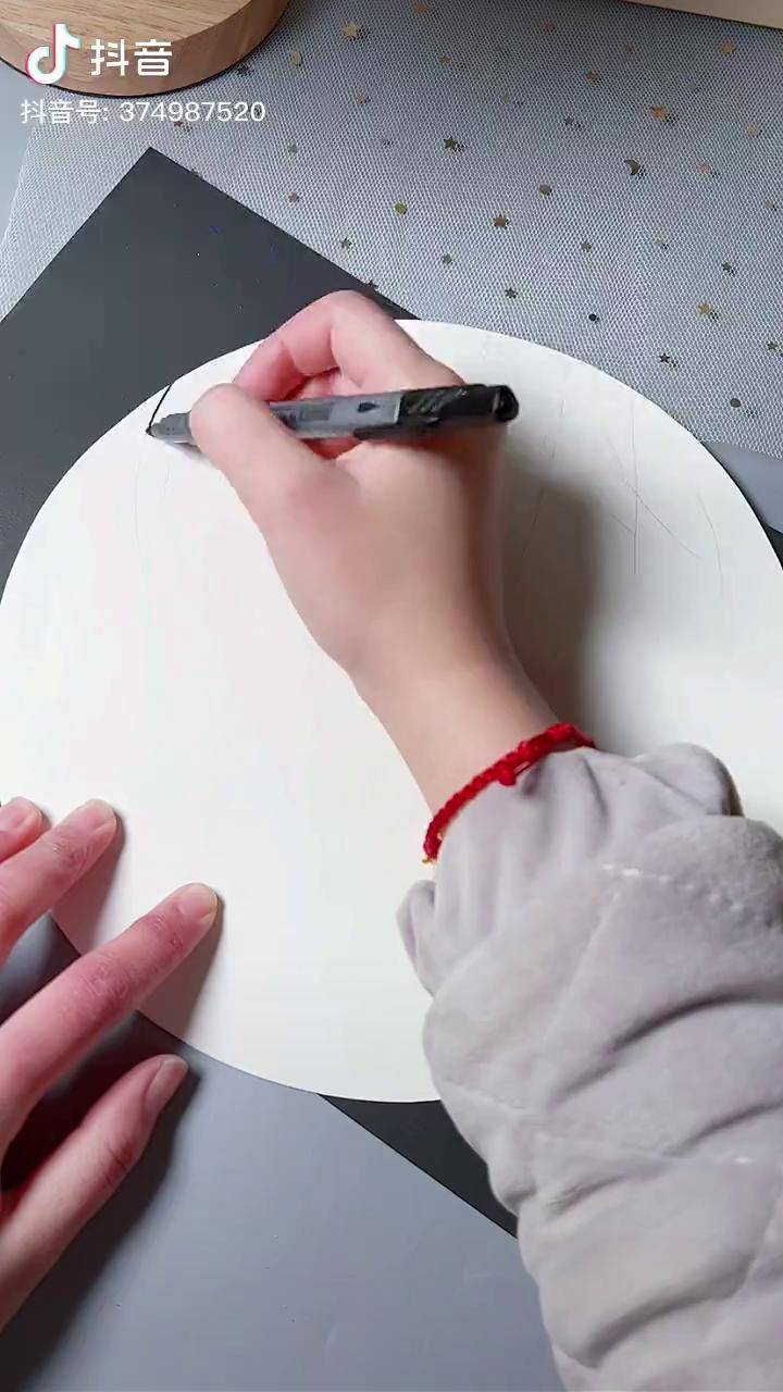 春天快到了一起用粘土做一幅春日景象吧很简单快来试试创意手工幼儿园