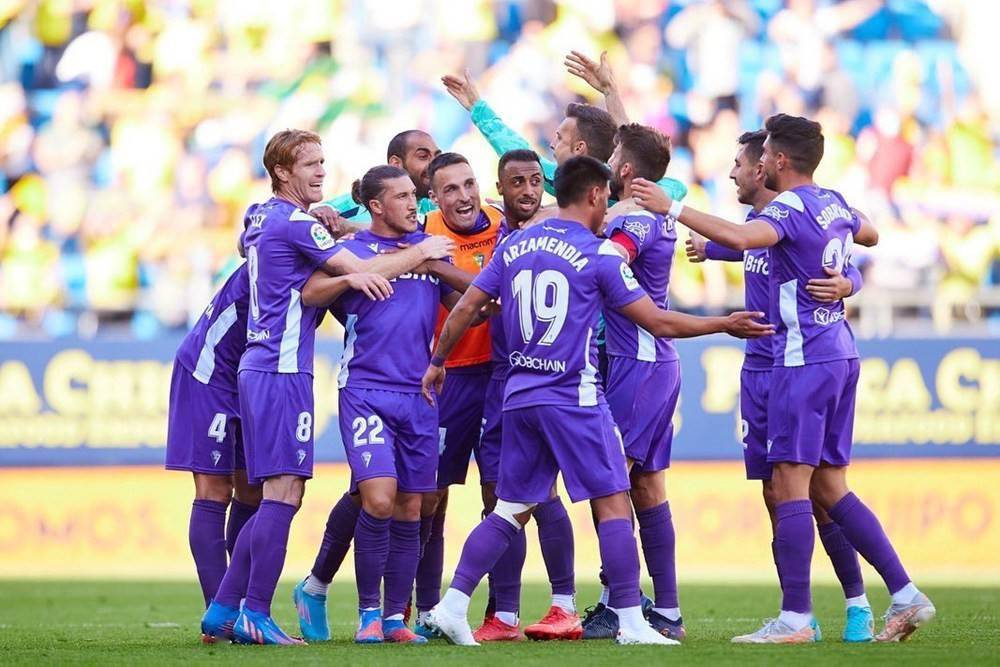 加的斯发布国际劳动妇女节特别版球衣