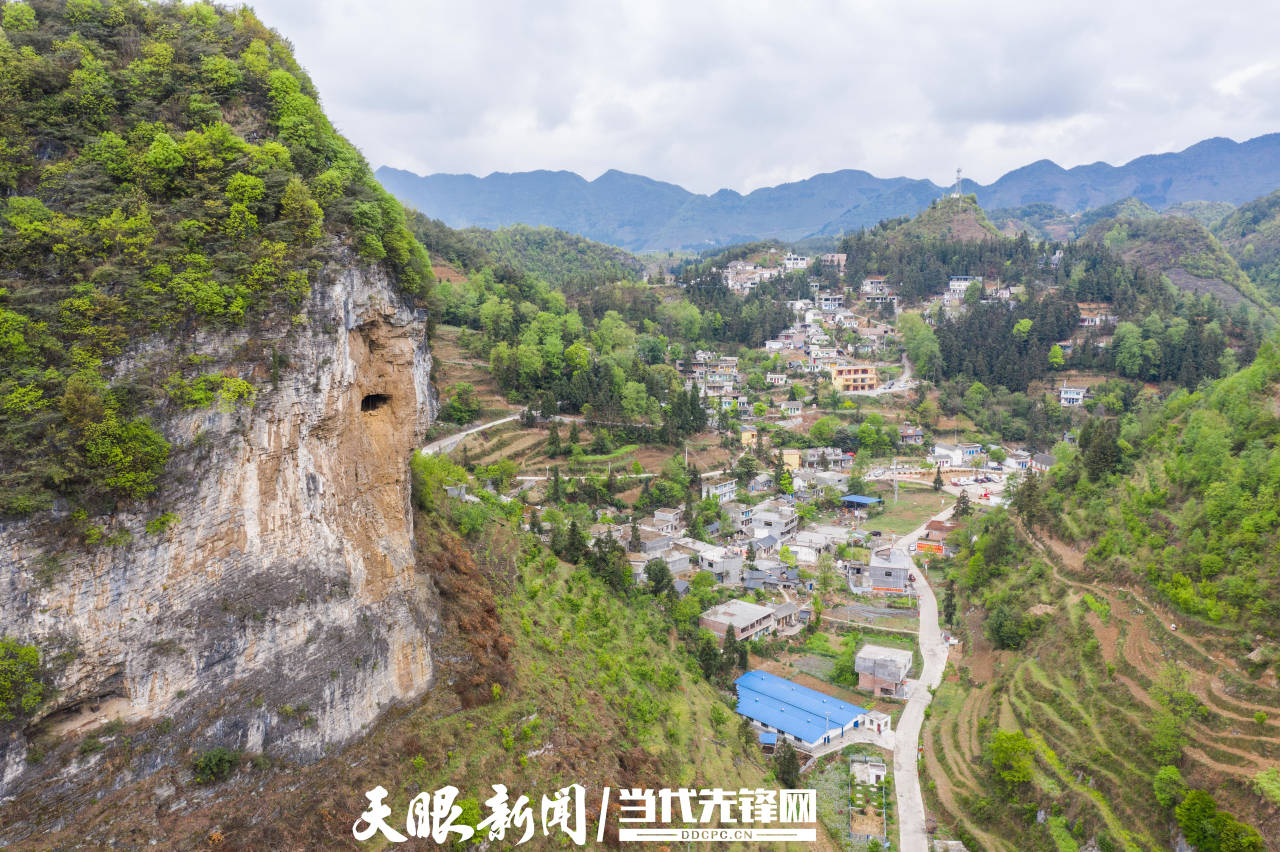中国“隐秘”的角落，贵州纳雍县，随便一个网红景点都让游客疯狂_村民