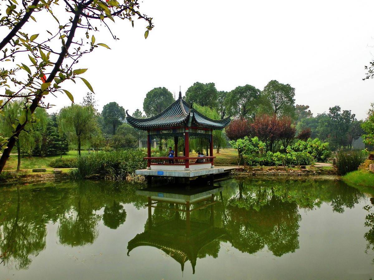 建议收藏盘点武汉七大最美古风拍摄地春天穿上汉服拍照去