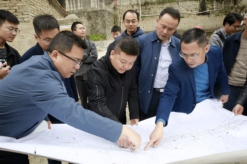 王飞总经理检查轨道交通项目安全生产情况