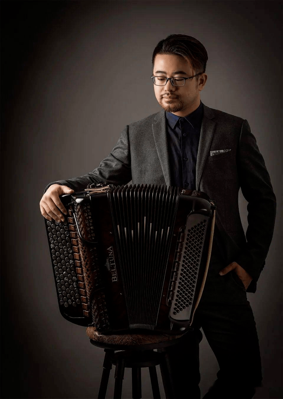 演出预告天使爱美丽玫瑰人生刘昭手风琴演奏会中国首位国际获奖手风琴