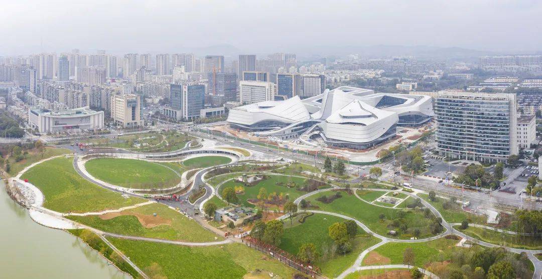 游玩智慧新城草坪公园,这份温馨提醒请收好!_文明_衢州市_市民