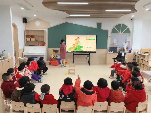 仙居盂溪幼儿园开展开学第一课安全教育活动