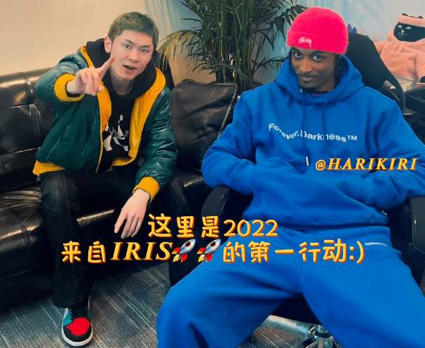 而在cdc的众多rappers中,还有一位风格特殊的rapper,叫swagkelly,他