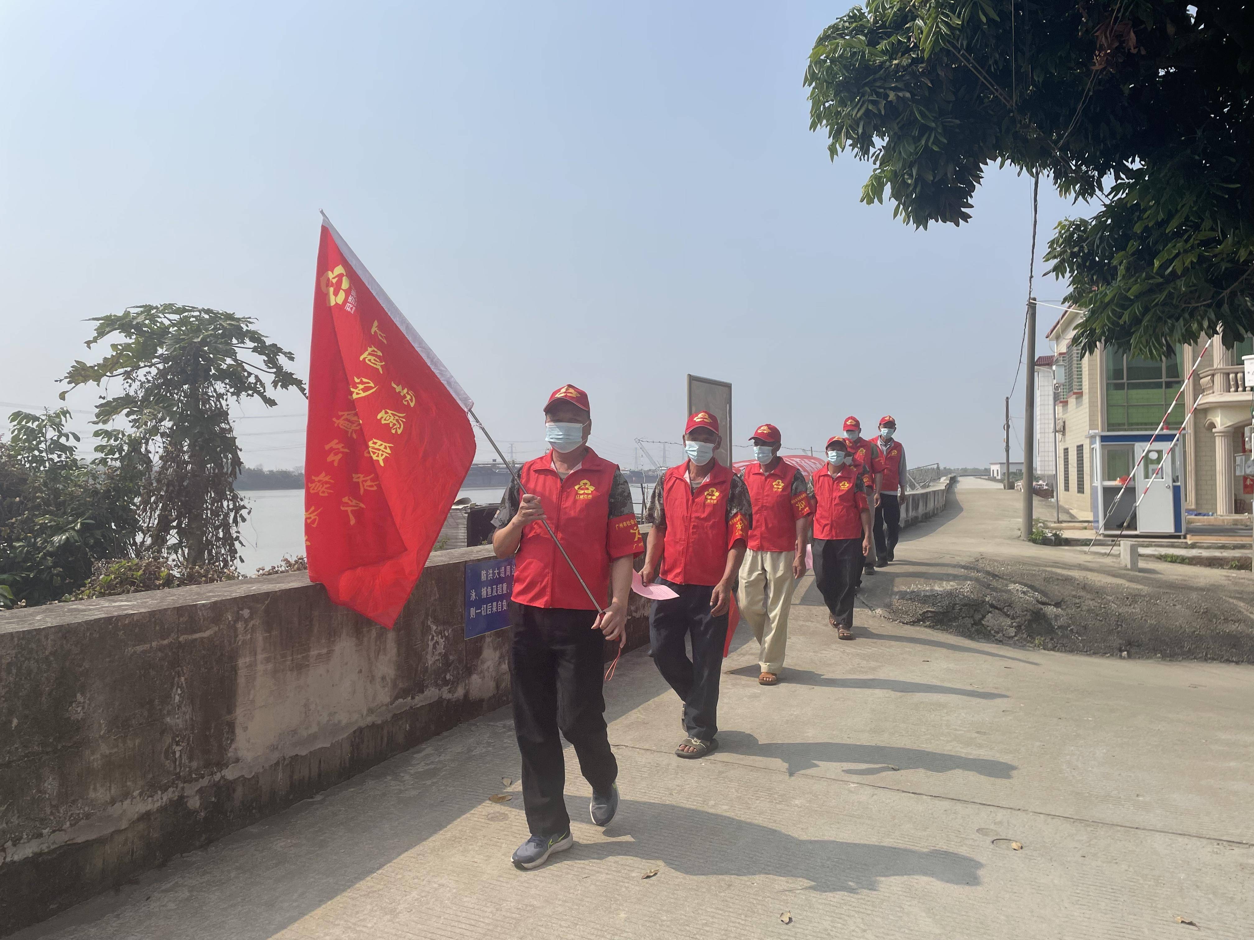 珠江边上的哨岗老兵红棉老兵志愿者助力打击走私犯罪