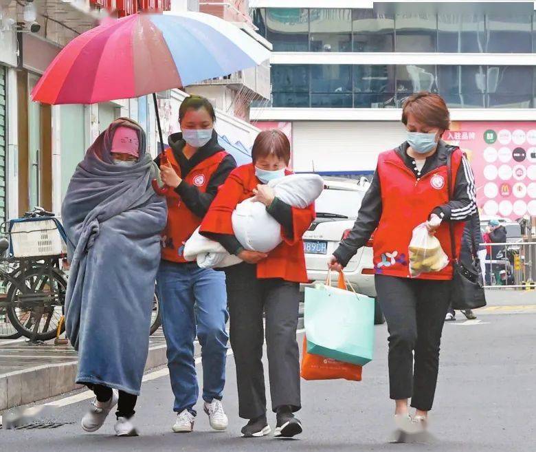 服务|新增86例,深圳“三线作战”!三轮核酸请大家“顶硬上”