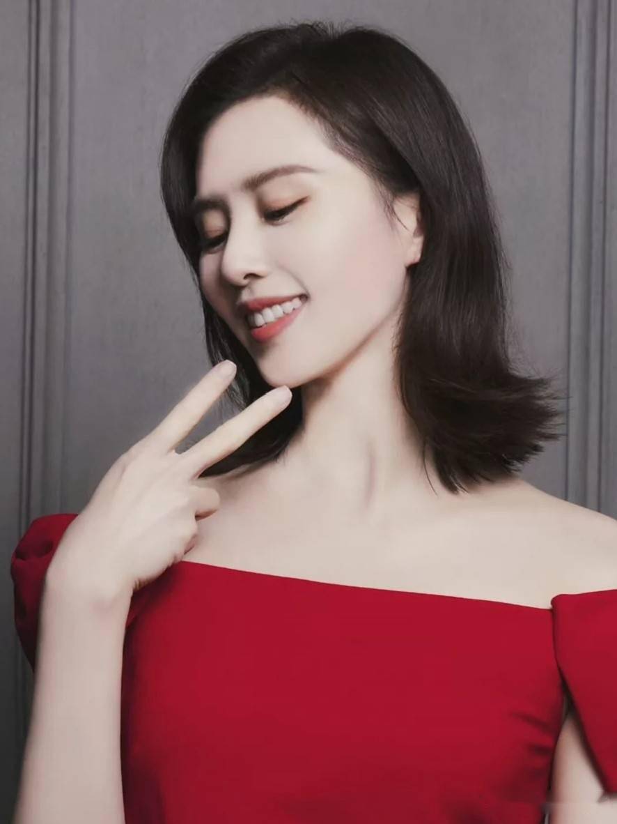 刘诗诗淡淡的笑甜甜的美
