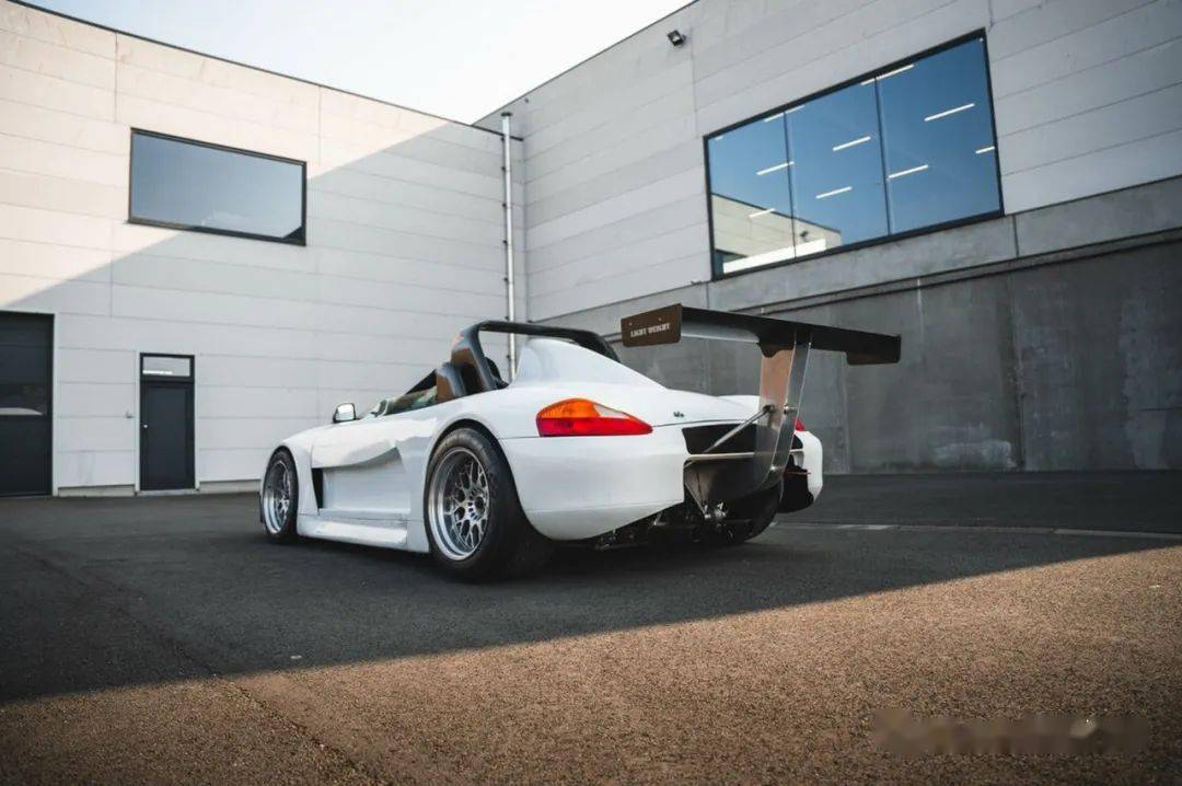 625马力 980kg,保时捷 986 boxster,纯粹赛道机器 | 酷乐汽车