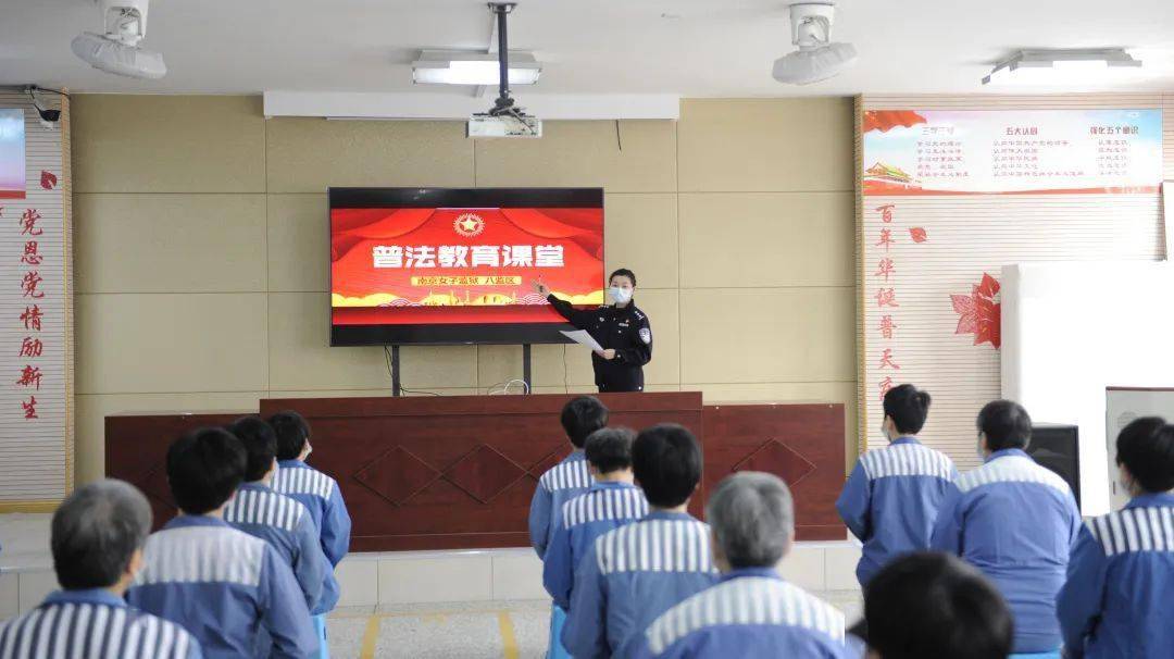 歧途编织“美丽陷阱”的她们，有话想说……