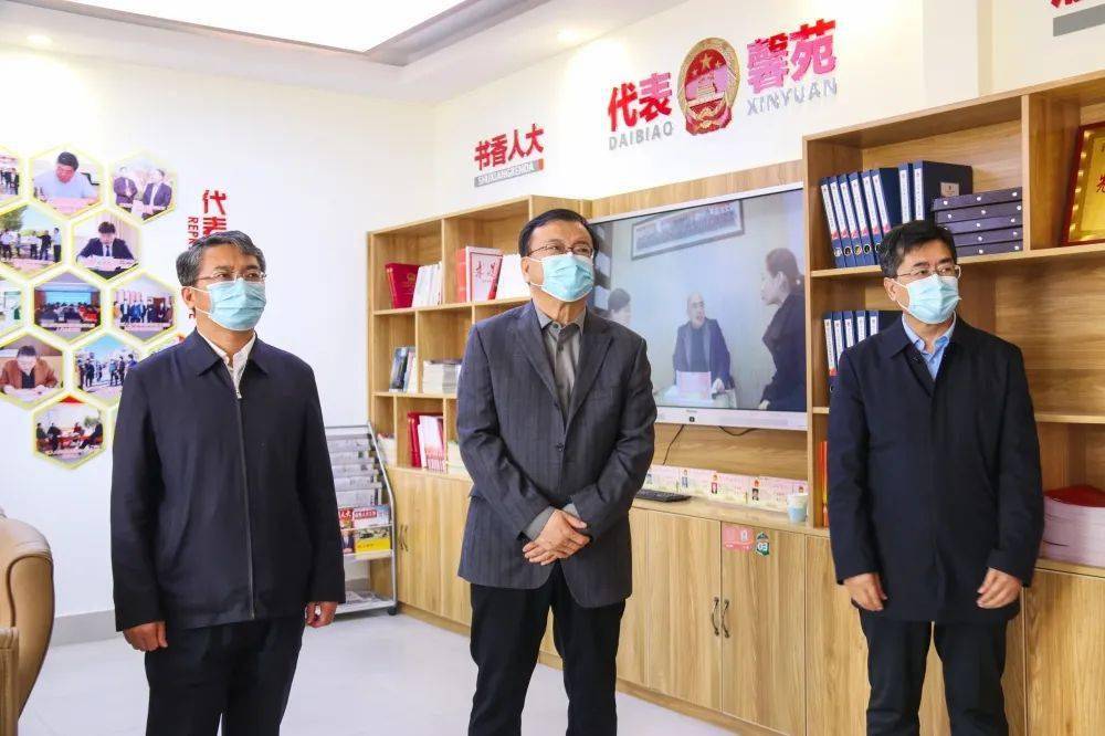 梁海伟到六合街道调研人大工作开展情况