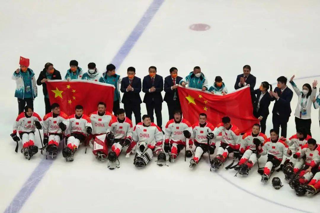 冰球|大写的骄傲！中国冰球首枚奥运奖牌，有咱承德人的贡献！