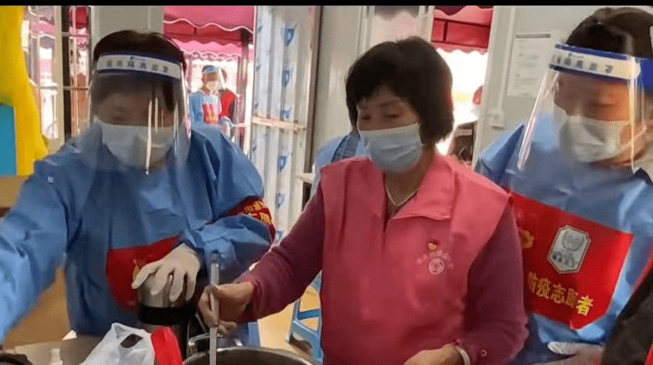 战疫巾帼行丨疫情防控彰显文明她力量