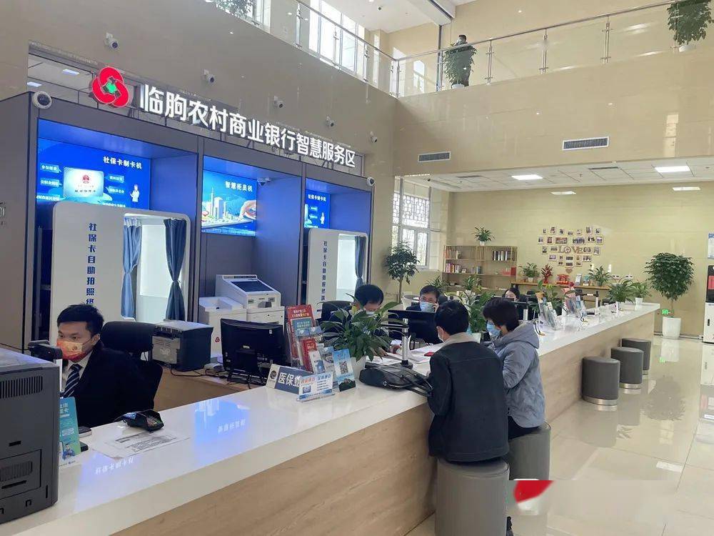 临朐县行政审批服务局副局长刘富家告诉记者,他们建议广大群众优先