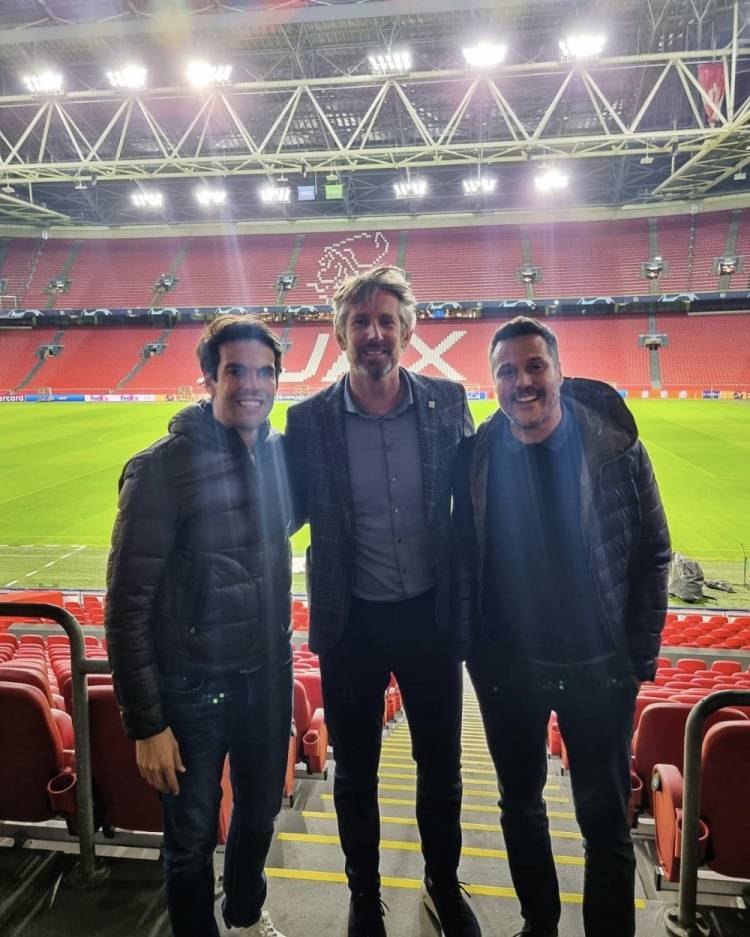 范德萨晒与卡卡塞萨尔合影欢迎两巴西传奇来度过精彩欧冠之夜