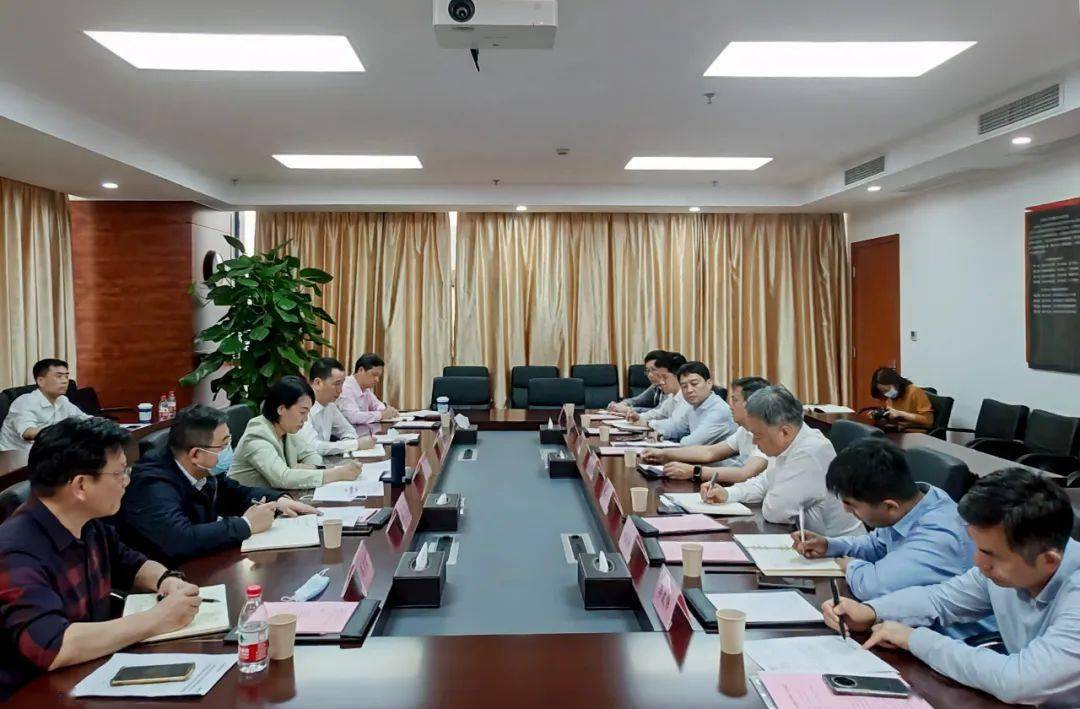 深化政企合作助推产业升级陈平率队赴省长江产业集团对接联系工作