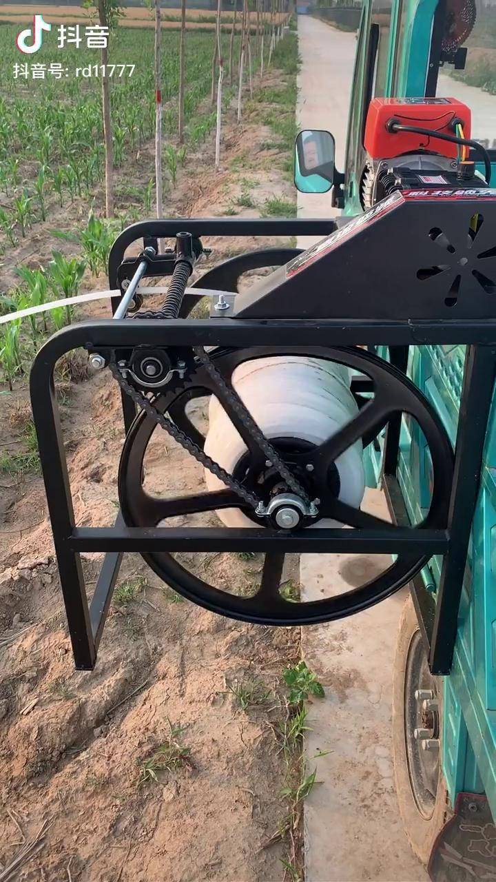 电动自动卷管打药机一人轻松打药几百亩