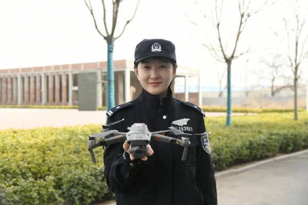 训练基地|这群女警花，真棒！早安~