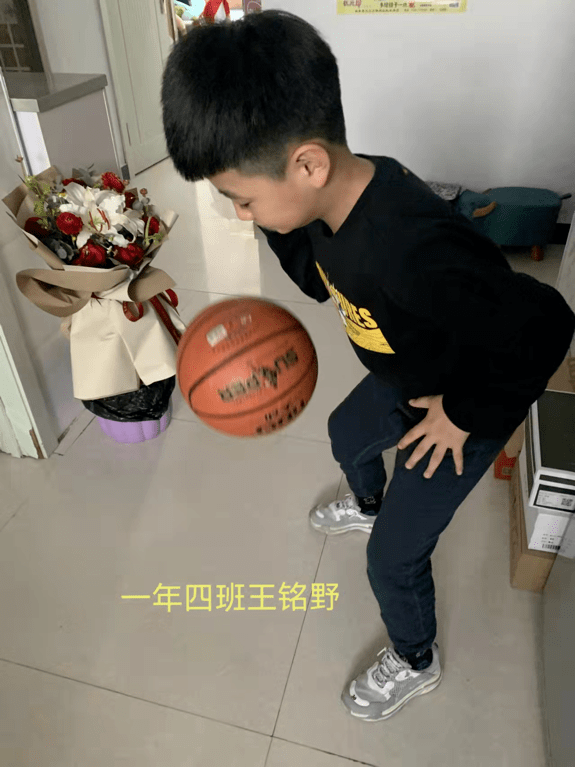 下的线上教学生活,缓解学生居家学习的疲劳,镇赉县新兴小学校多措并举